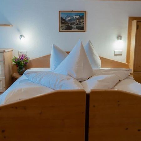 Gasthof Hochfirst Bed & Breakfast Corvara in Passiria Eksteriør bilde